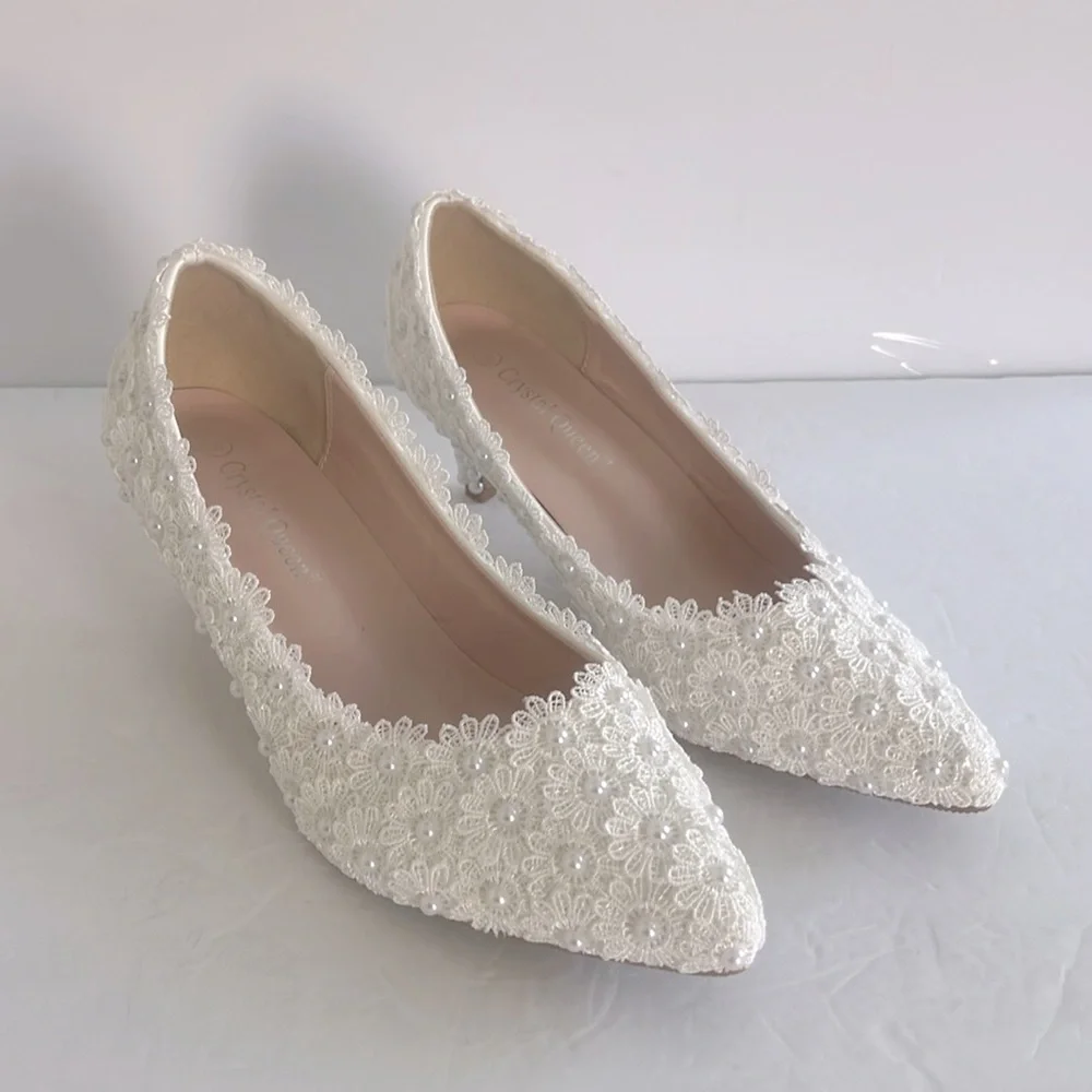 Crystal Queen Bridal White Lace Pearl Kitten Heels Wedding Pumps Size 40 8.5 US - Picture 13 of 15